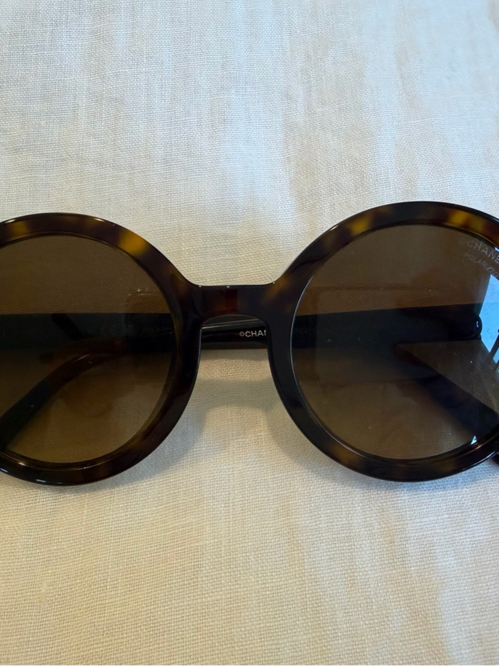 CHANEL Tortoise Shell Round Sunglasses with Brown Lenses - Picture 2 of 7